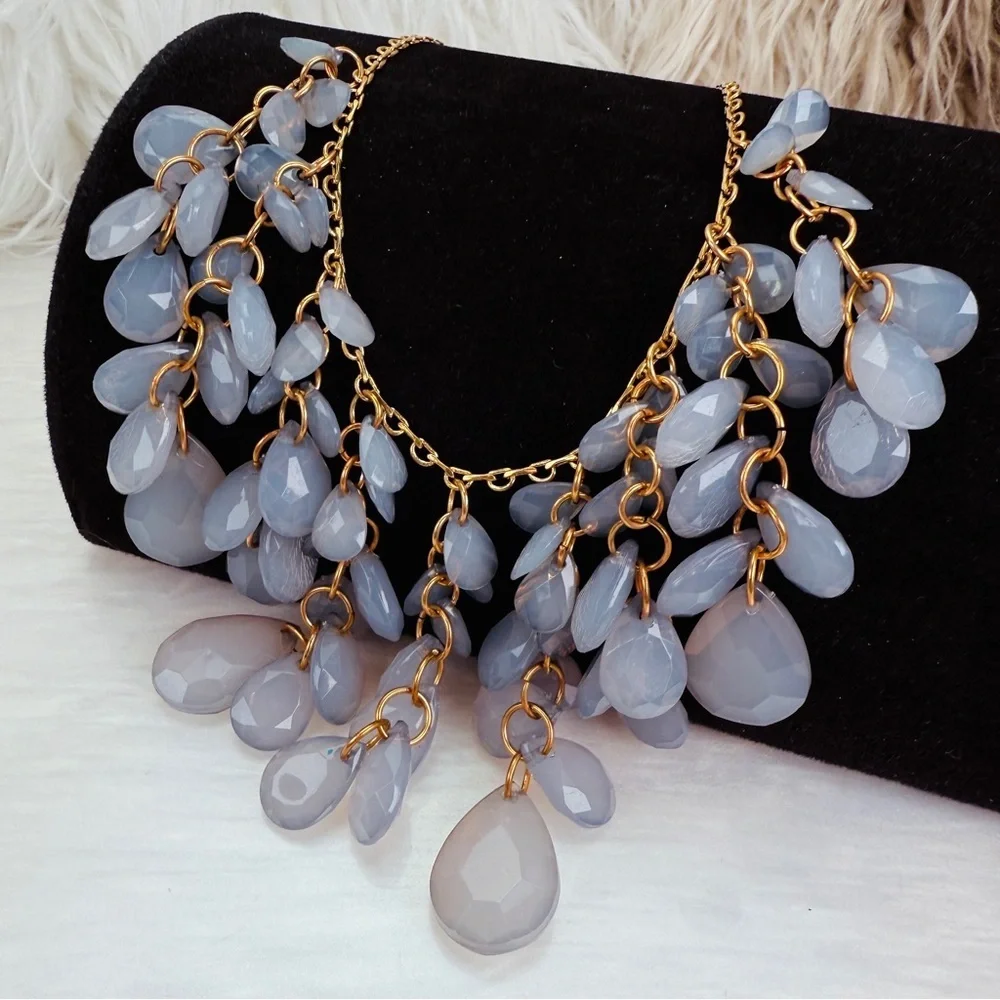 Light Lavender Faceted Teardrop Statement Necklace & Dangle Earrings Set